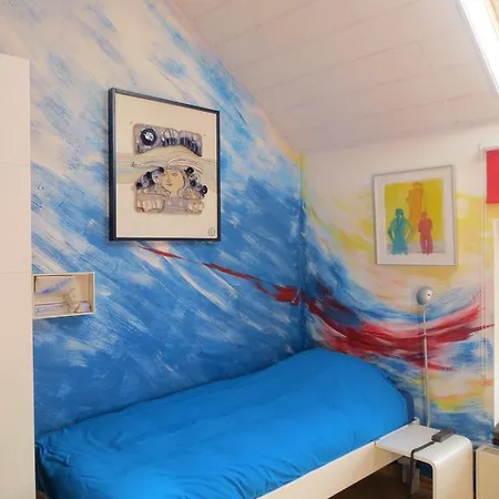 Bed & Breakfast De Kunstkamer *