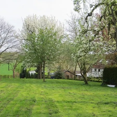 De Kunstkamer Bed & Breakfast Margraten